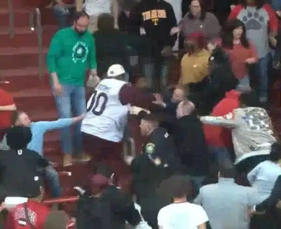 Fan Brawl Ends Uniontown-Meadville PIAA High School Playoff Basketball Game Early