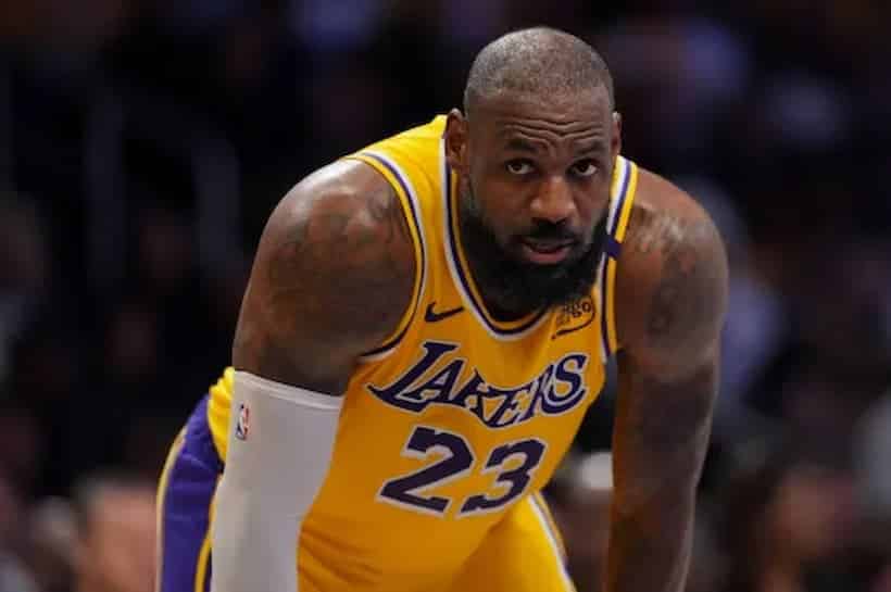 Lakers injury update: LeBron James (groin strain) is expected to miss at least another week