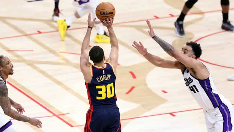 Golden State’s Steph Curry is the first player to reach 4,000 career three-pointers